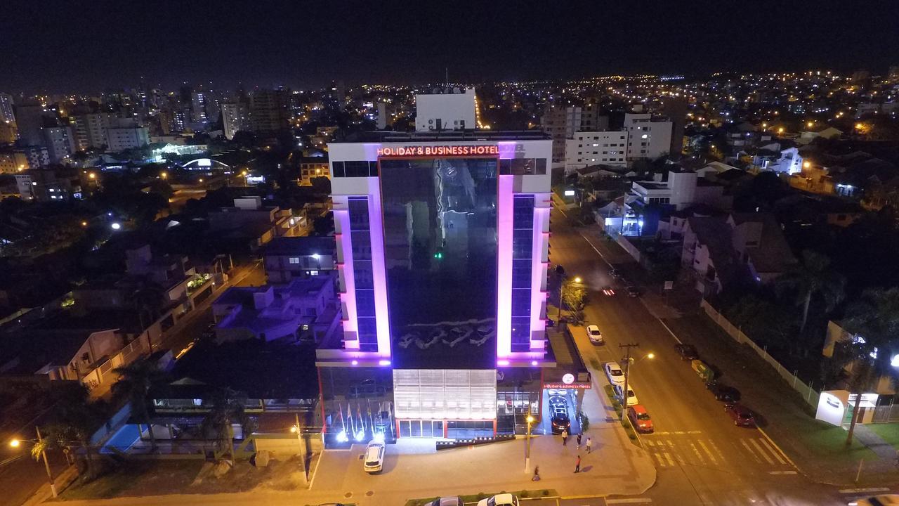 Holiday & Business Hotel - Em Frente Ao Centro De Eventos E Arena Conda Chapecó المظهر الخارجي الصورة