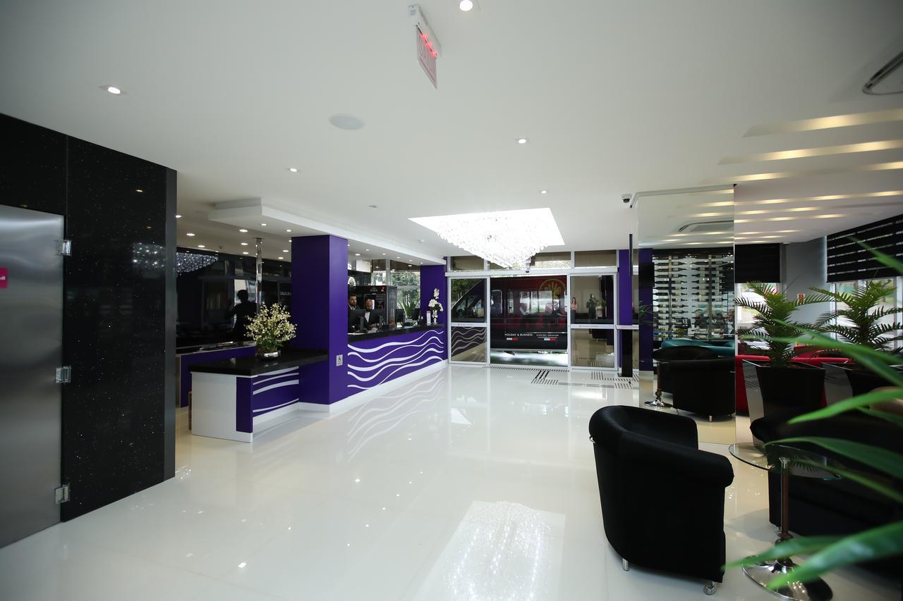 Holiday & Business Hotel - Em Frente Ao Centro De Eventos E Arena Conda Chapecó المظهر الخارجي الصورة